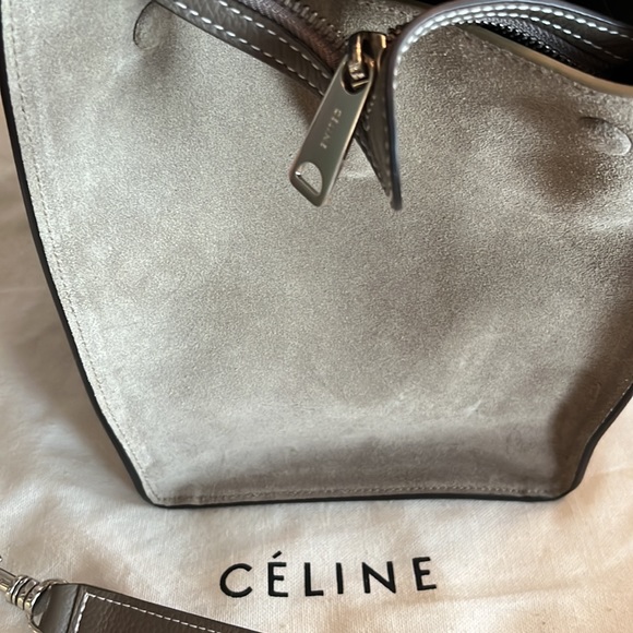 Authentic Celine medium Trapeze bag with shoulder strap and dust bag. - Picture 9 of 10